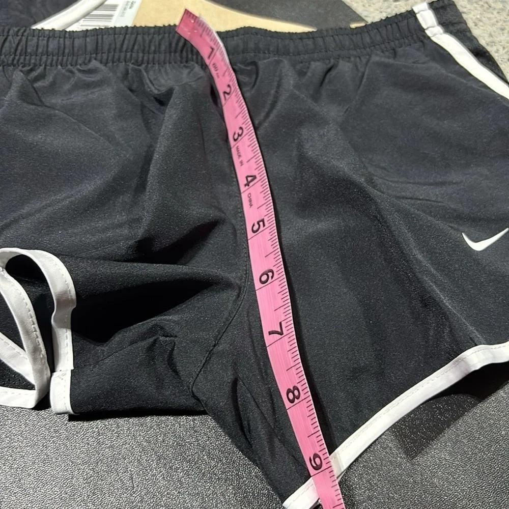 Nike new tags